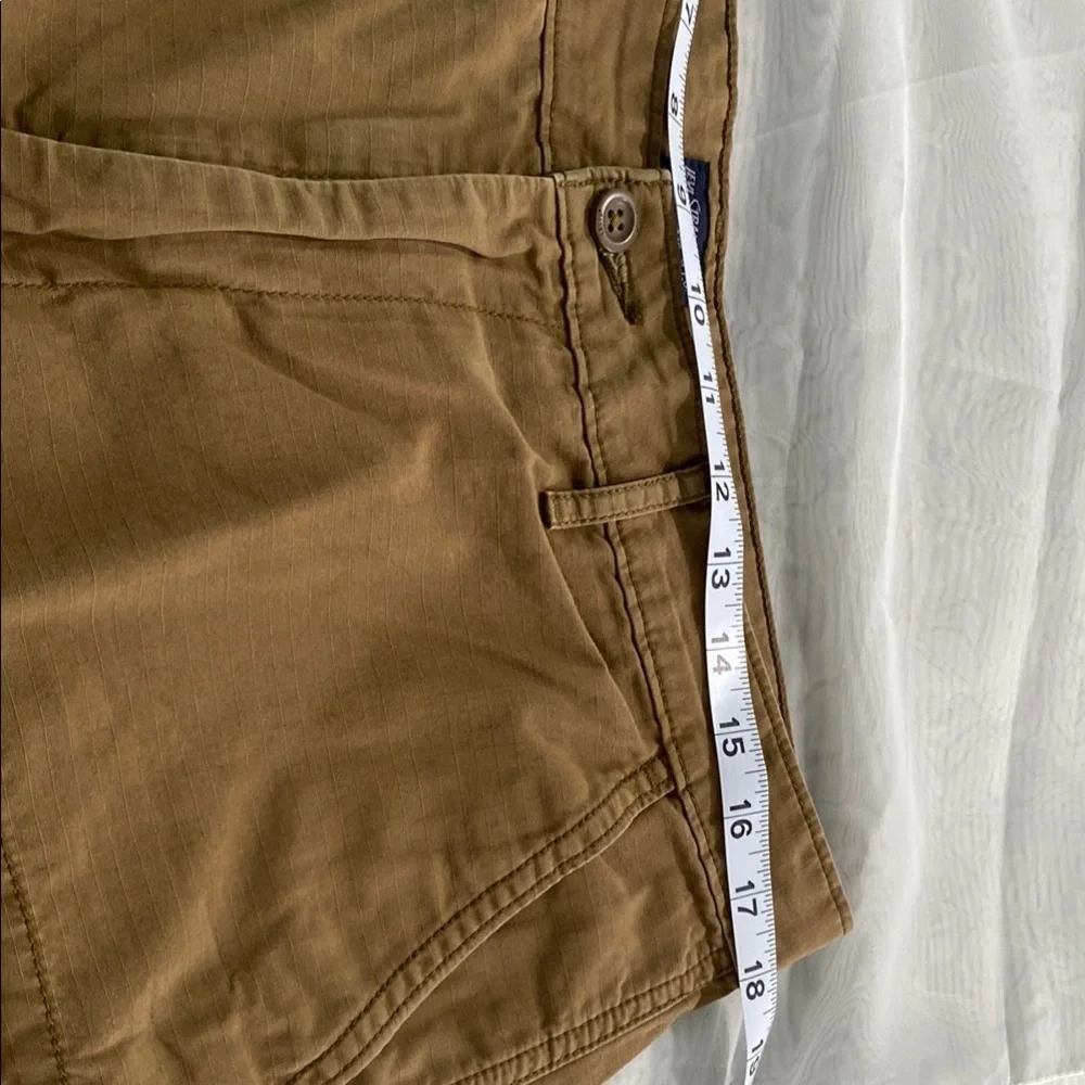 Levi's Tan Cargo Shorts Casual Cotton Twill